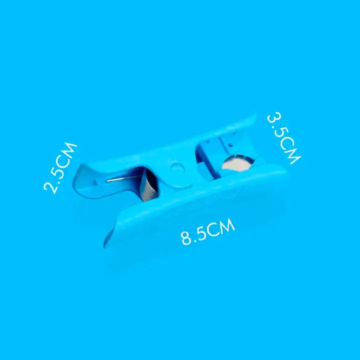 Load image into Gallery viewer, Части за принтер 3D, Резач за 3д филаменти PTFE Teflonto, Преносими инструменти за 3D творчество, Рязане на тръби с миниатюрен резач, Точен нож за 3D печат, Инструмент за рязане на тръби, Технологично изкуство, Съвместим с материали за 3D печат, Мини портативен резач, Инструмент за изкуство и творчество, Рязане на тръби за 3D проекти