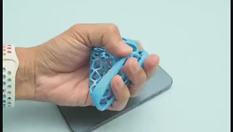 Load and play video in Gallery viewer, PLA Flex син филамент, Гъвкав 3D принт материал, Лесно използваеми 3D принт материали, Nature3D 1.75mm 1kg филамент за 3D принтер, Интензивен син цвят за творчество