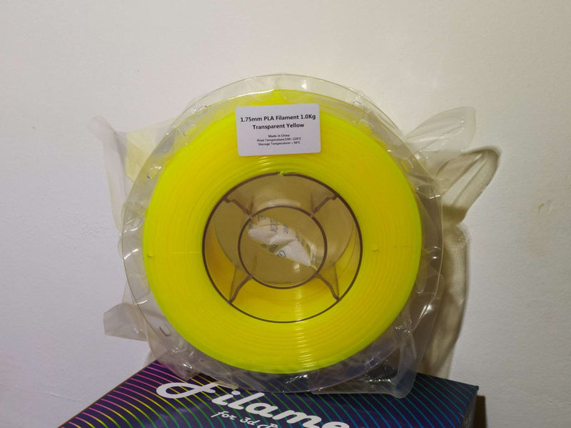 Load image into Gallery viewer, Открийте новите възможности с Nature3D PLA филамент в цвят "Полупрозрачен Жълт".